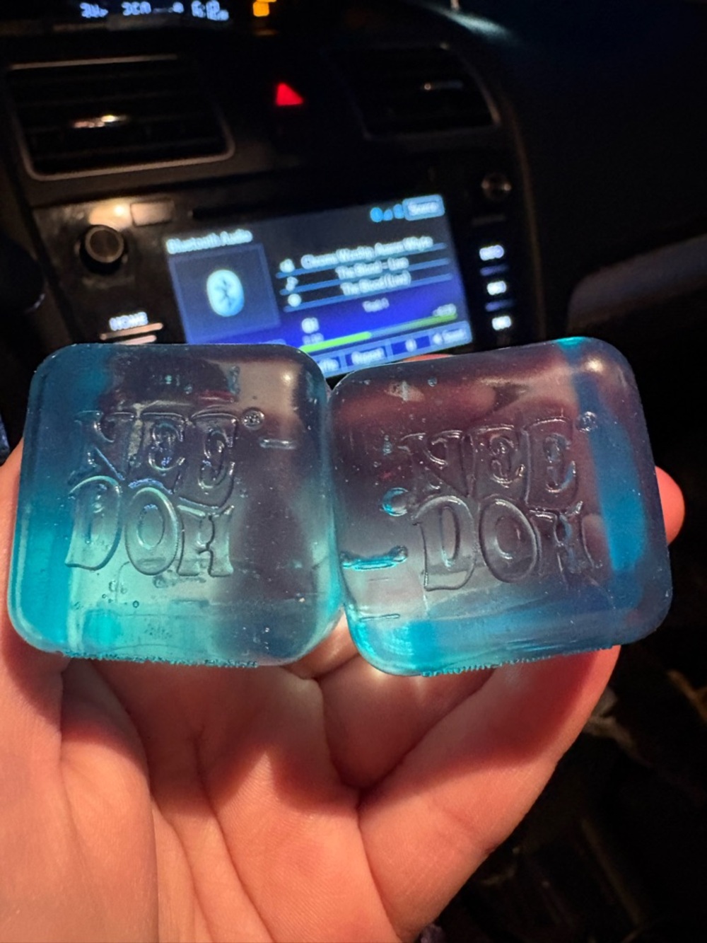 Blue nice ice baby needohs